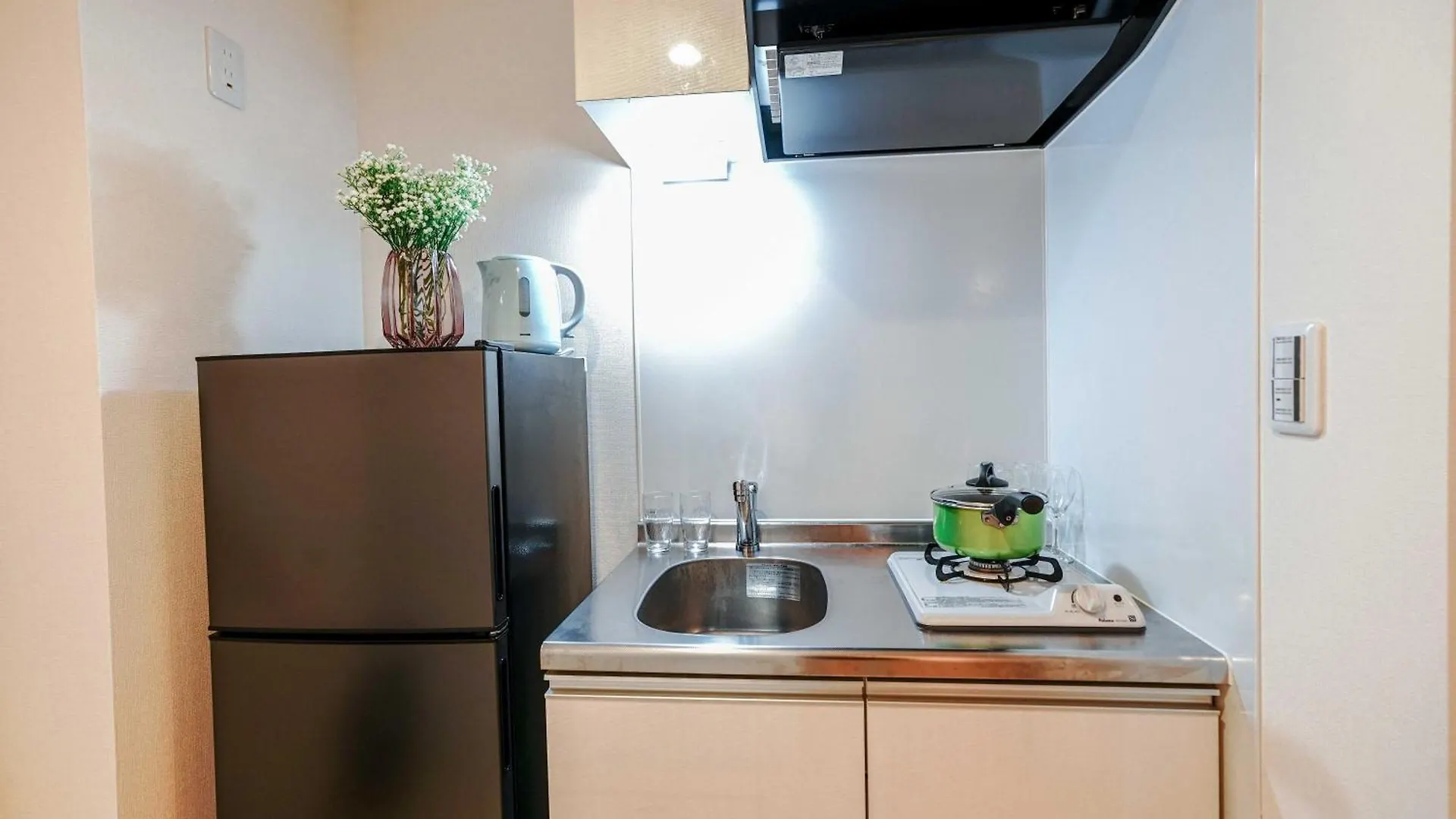 Apartment B31池袋最中心 交通便利车站3分 Ikebukuro Center 3 Mins To St Max 4P 直达新宿 涉谷 表参道 池袋 上野 代代木 银座 原宿 Tokyo